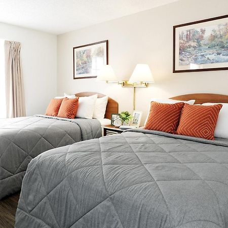 Intown Suites Extended Stay San Antonio Tx - Airport Екстер'єр фото