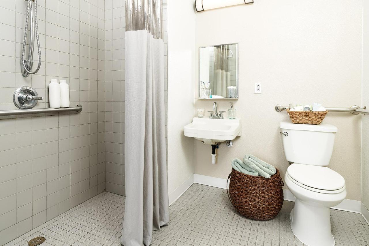 Intown Suites Extended Stay San Antonio Tx - Airport Екстер'єр фото